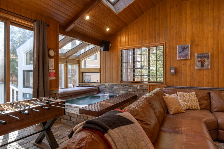 Cabins (United States of America, Big Bear Lake, California)