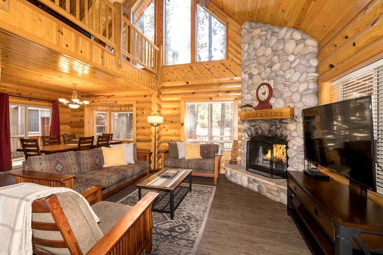 Cabins (United States of America, Big Bear Lake,California)