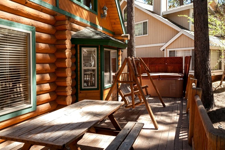 Cabins (United States of America, Big Bear Lake,California)