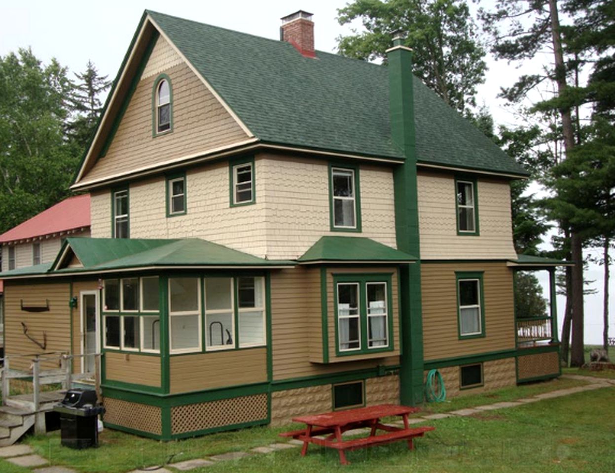Cottages (Inlet, New York, United States)