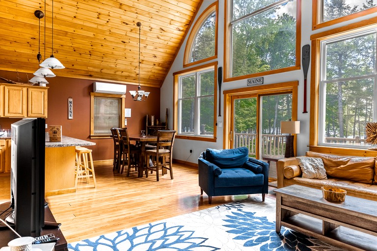 Cabins (United States of America, Bowerbank, Maine)