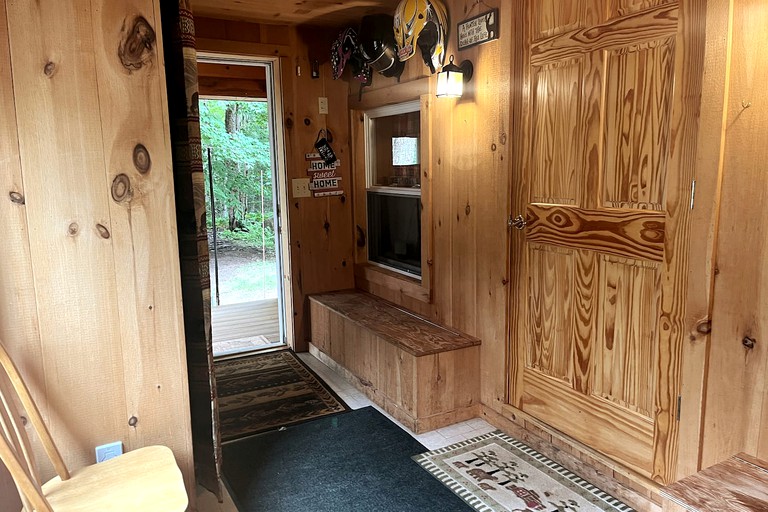 Cabins (United States of America, Thendara, New York)