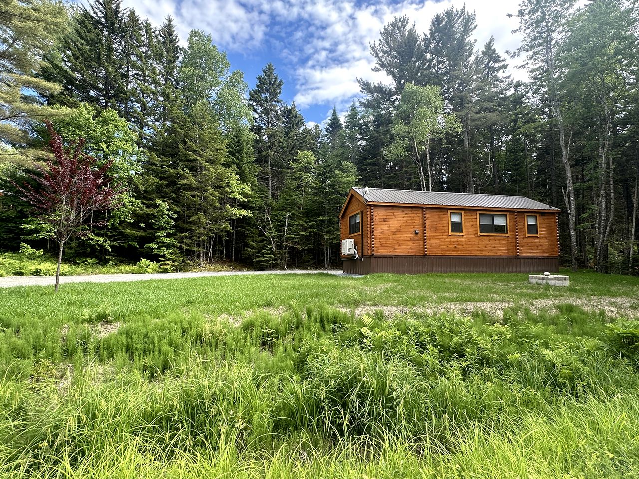 Cabins (United States of America, Steuben, Maine)
