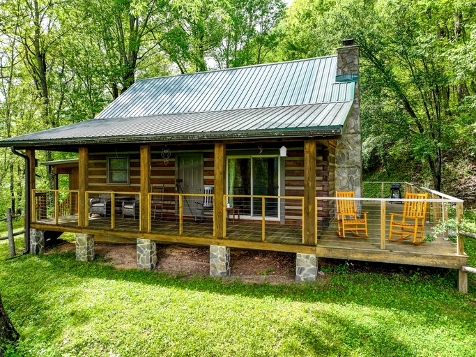Cabins (United States of America, Sylva, North Carolina)