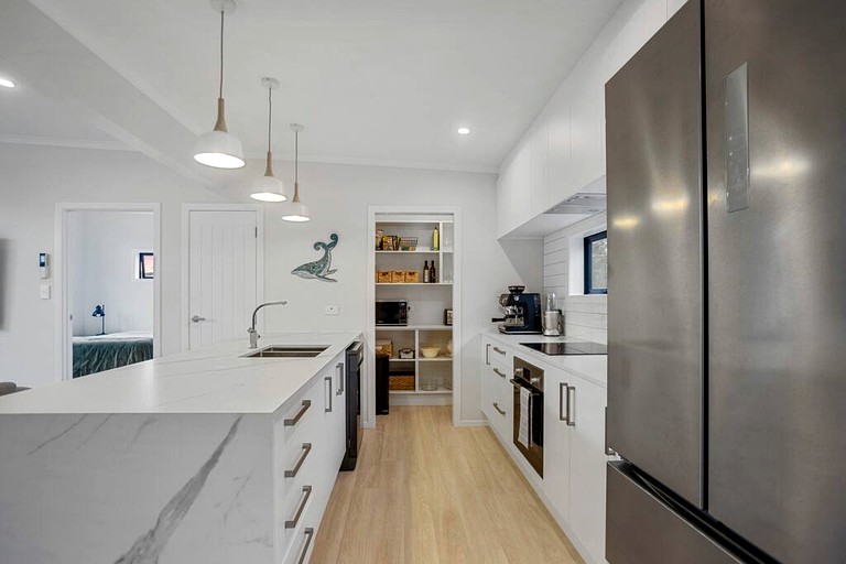Vacation Rentals (New Zealand, Wahihi Beach, Bay of Plenty)