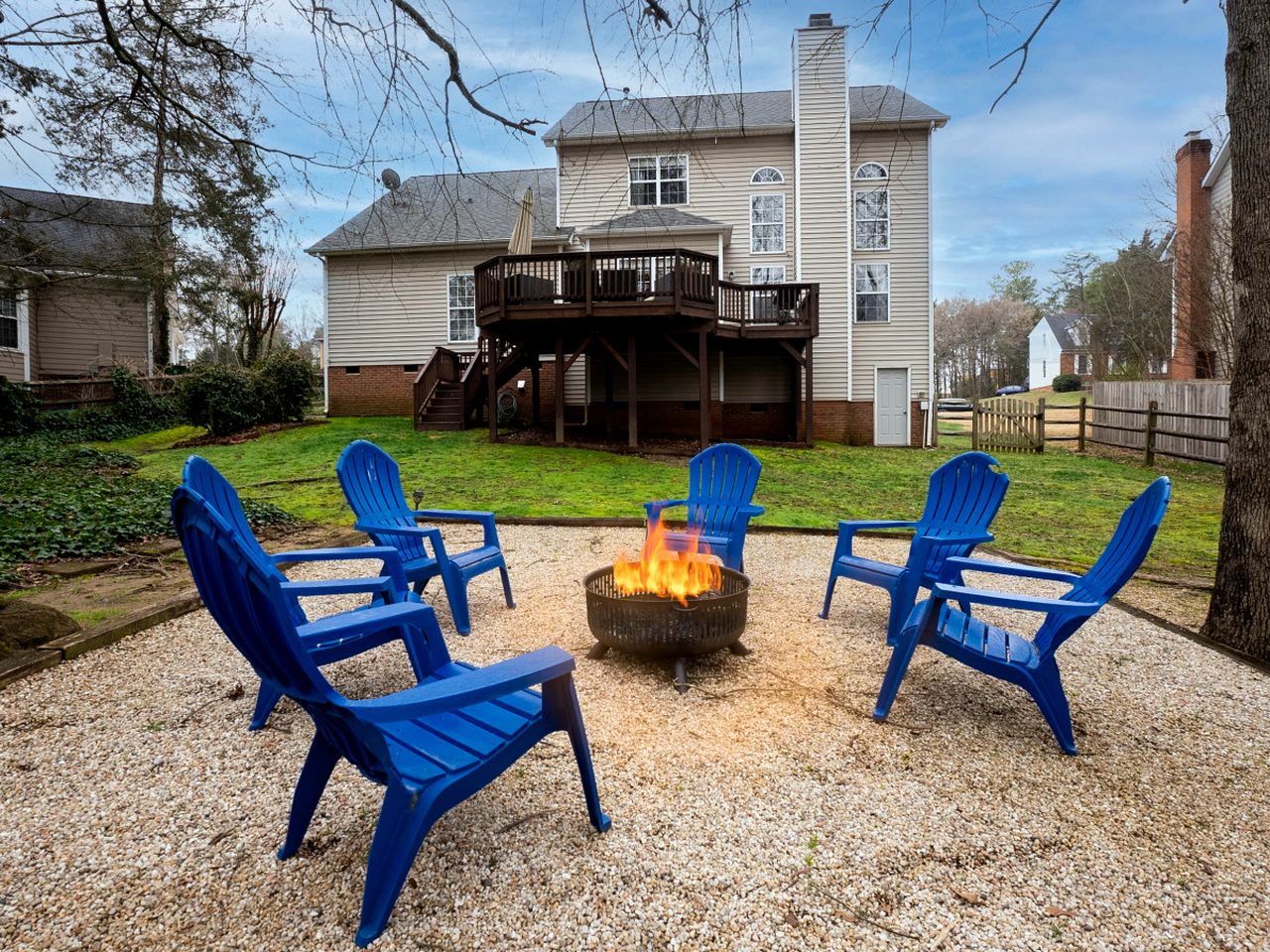 Outstanding Cottage with Fire Pit in Charlotte, North Carolina