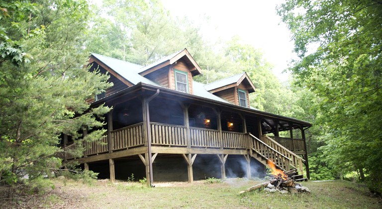 Cabins (Marion, North Carolina, United States)