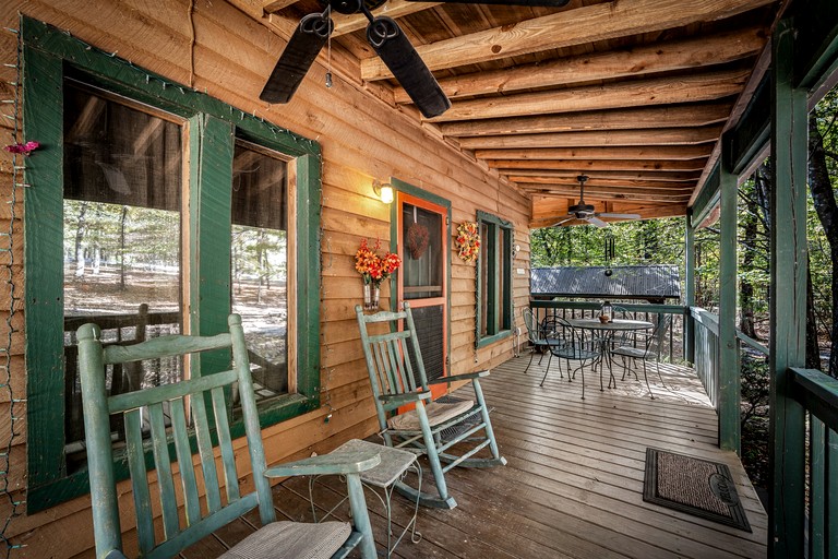 Cabins (United States of America, Mentone, Alabama)