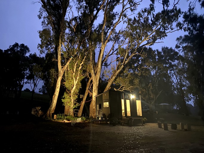 Tiny Houses (Australia, Mansfield, Victoria)