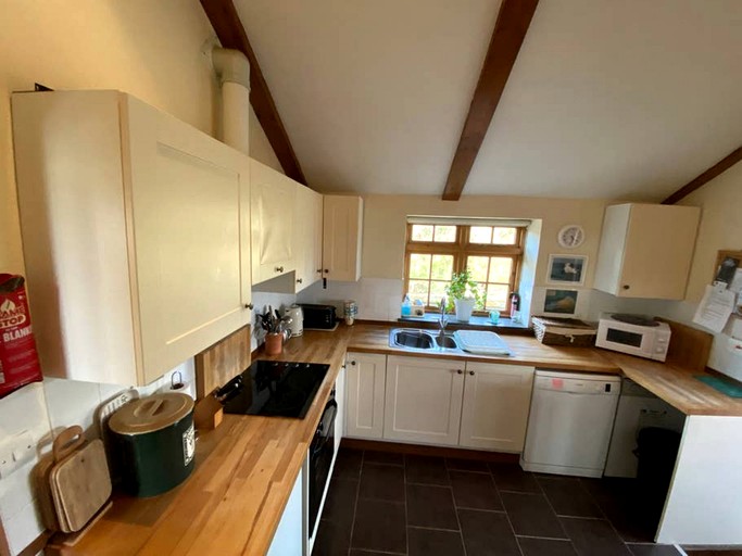 Cottages (United Kingdom, Camelford, England)
