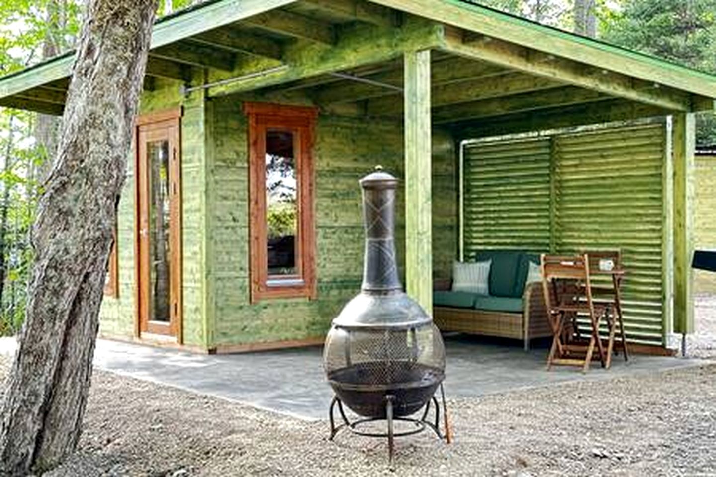 Pet-Friendly Cabin Great for a Romantic Getaway in Nova Scotia
