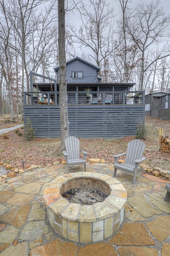Cottages (United States of America, Tracy City, Tennessee)
