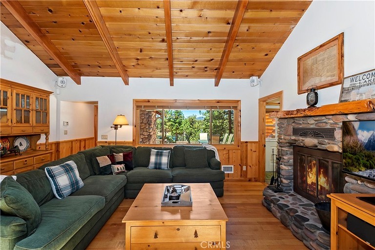 Cabins (United States of America, Big Bear Lake, California)