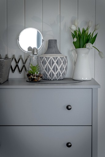 Cabins (Canada, Leamington, Ontario)