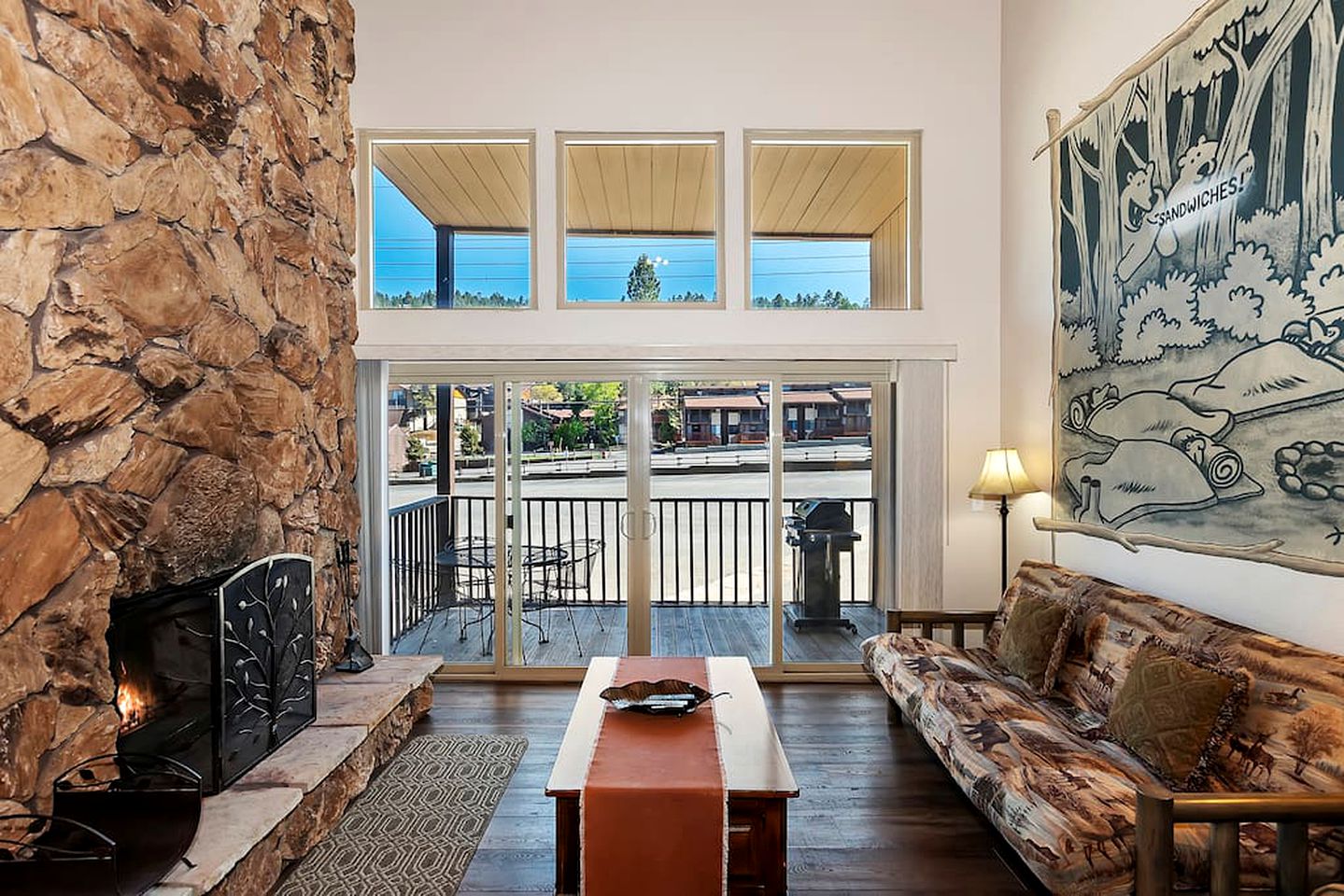Luminous Cabin with Barbecue Perfect for Winter Sports in Big Bear Lake, California