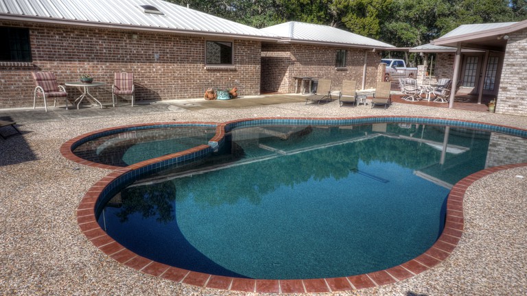 Cabins (Bandera, Texas, United States)
