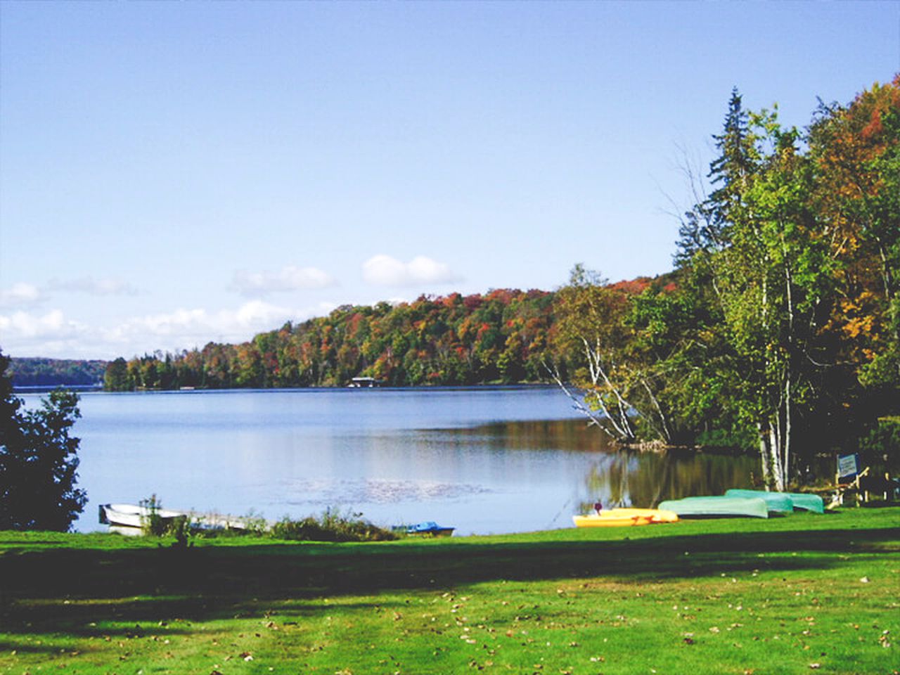 Cottages (Huntsville, Ontario, Canada)