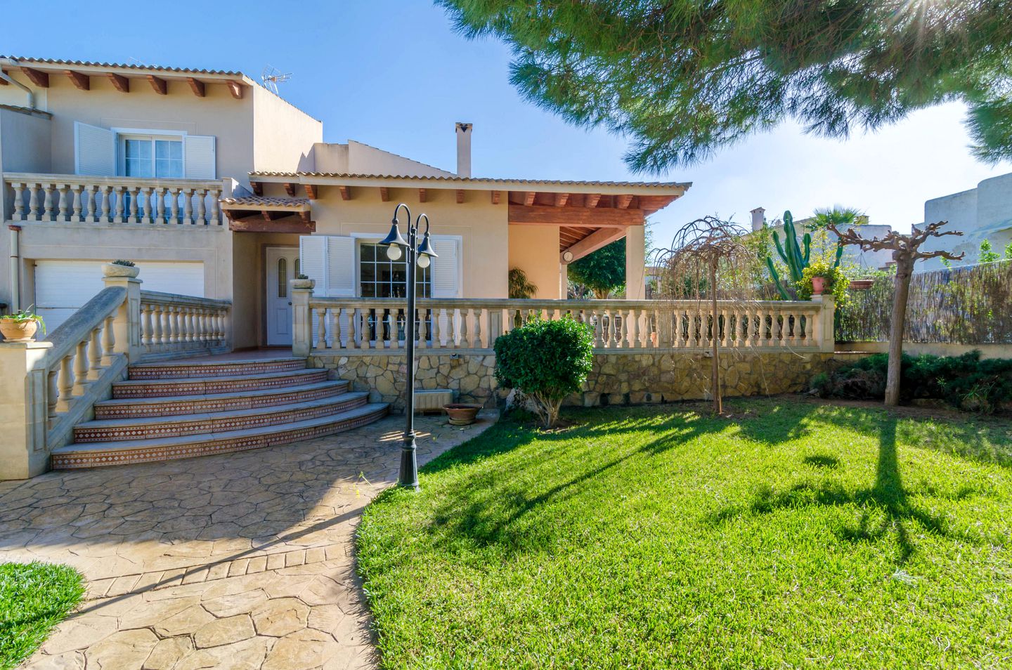 Enjoy a family holiday in Mallorca at this villa rental!