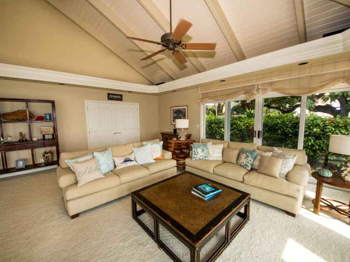 Beach Houses (Kailua-Kona, Hawaii, United States)