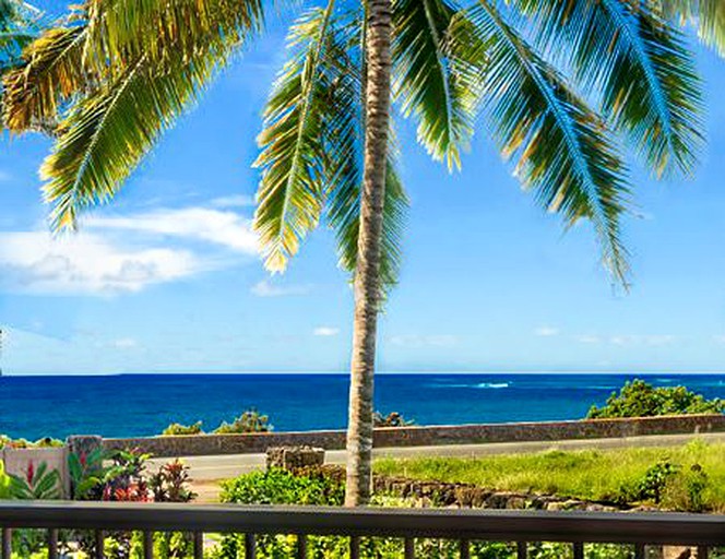 Beach Houses (Koloa, Hawaii, United States)