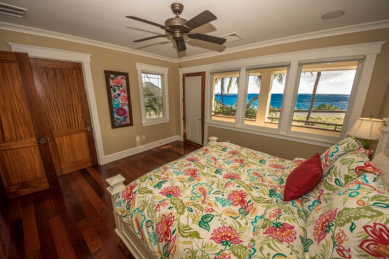 Beach Houses (Koloa, Hawaii, United States)