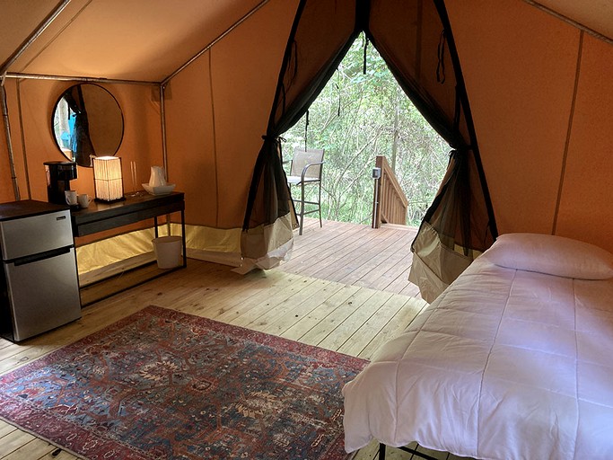 Safari Tents (United States of America, Livingston, Texas)