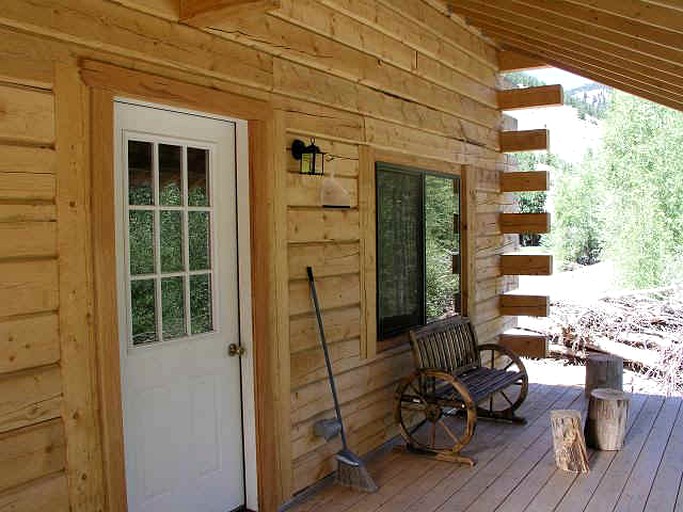 Log Cabins (Lake City, Colorado, United States)
