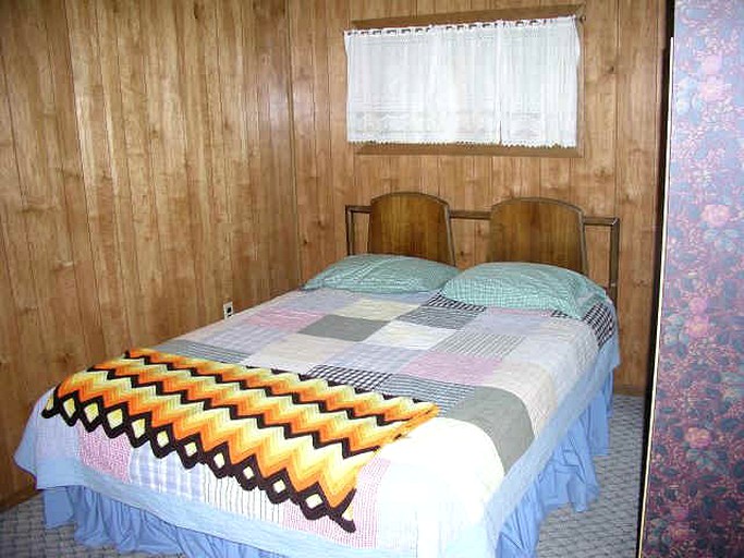 Log Cabins (Lake City, Colorado, United States)