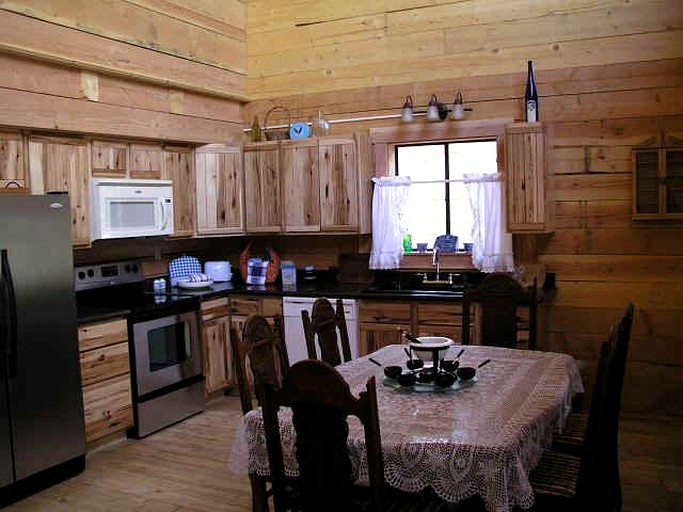 Log Cabins (Lake City, Colorado, United States)