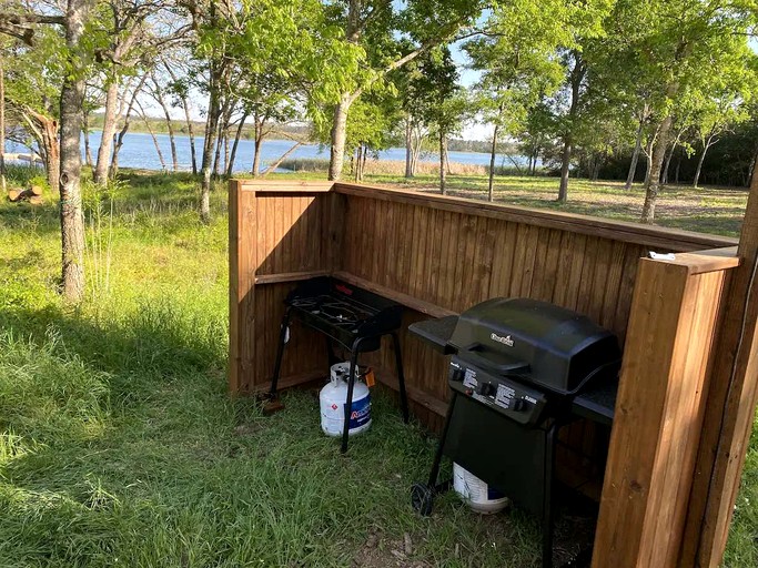 Safari Tents (United States of America, Bastrop , Texas)