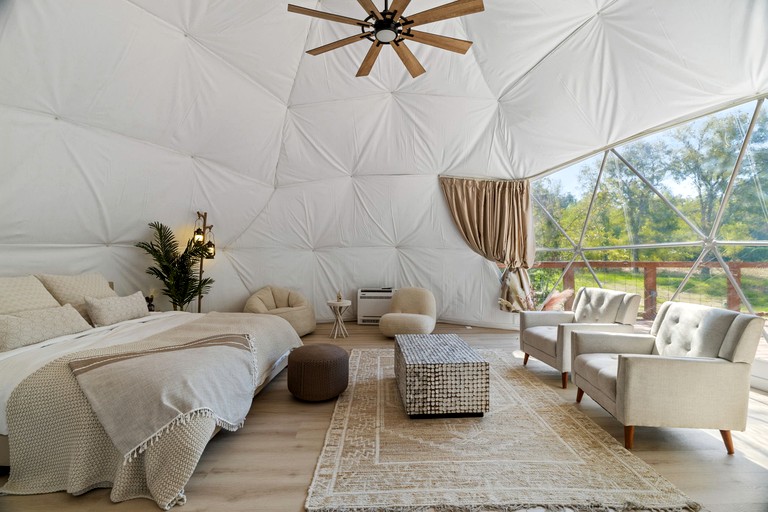 Domes (United States of America, Elgin, Texas)