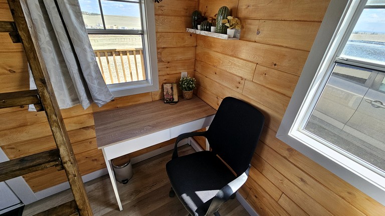 Vacation Rentals (Canada, Redcliff, Alberta)