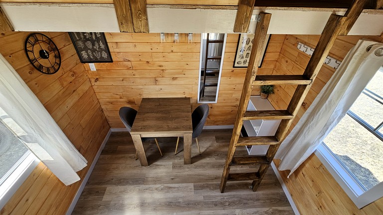 Vacation Rentals (Canada, Redcliff, Alberta)