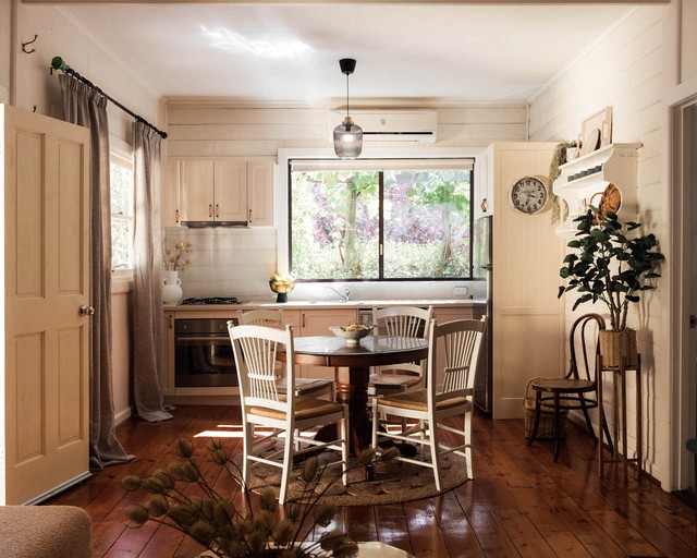 Cottages (Australia, Tooborac, Victoria)