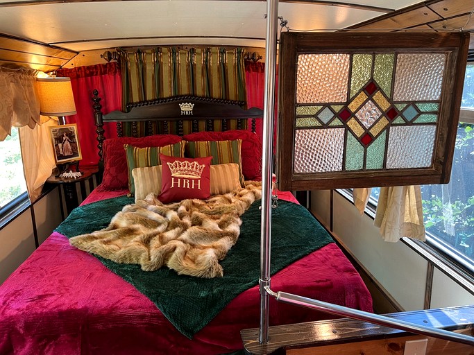 Caravans (United States of America, Bryson City, North Carolina)