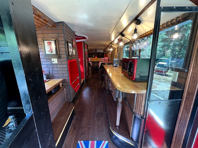 Caravans (United States of America, Bryson City, North Carolina)