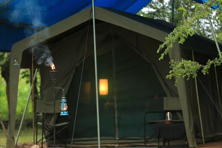 Safari Tents (Ahaspokuna, Uva Sabaragamuwa Province, Sri Lanka)