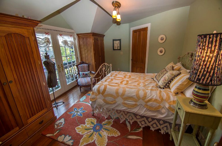 Nature Lodges (Genoa, New York, United States)