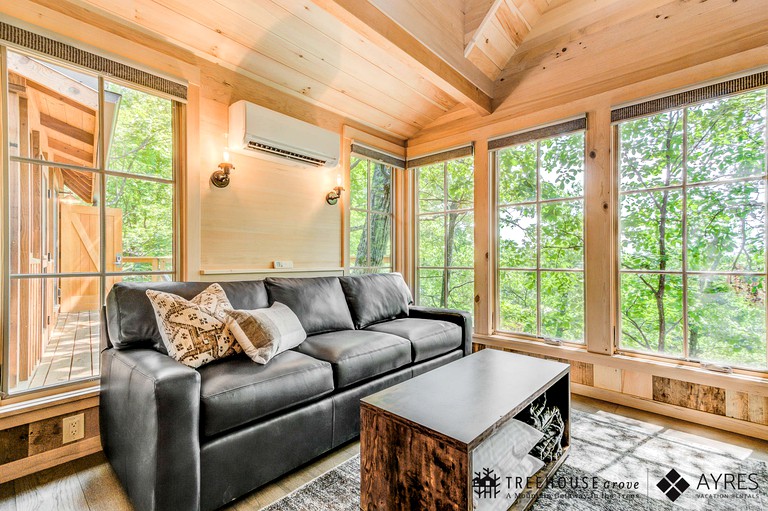 Tree Houses (United States of America, Gatlinburg, Tennessee)
