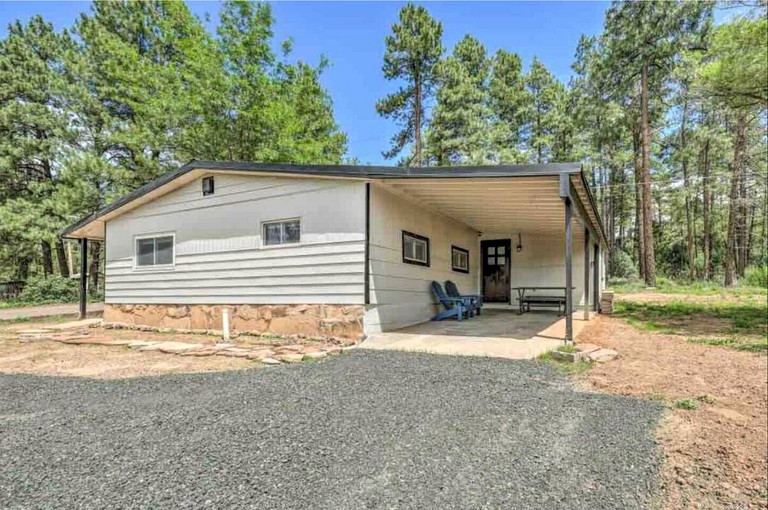 Cabins (United States of America, Show Low, Arizona)