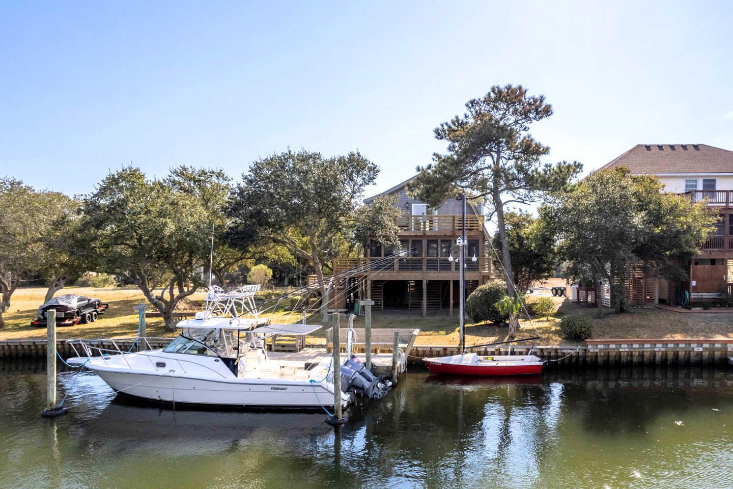 Gorgeous Waterfront Vacation Rental for an Unforgettable Family Getaway in Frisco, North Carolina