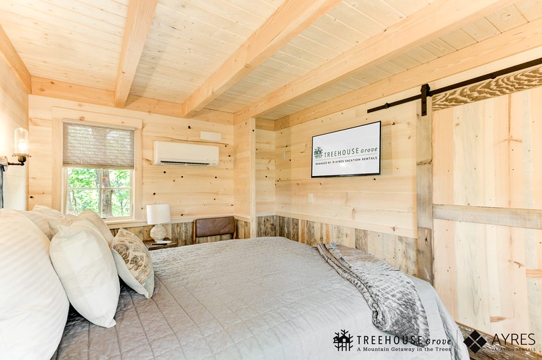 Tree Houses (United States of America, Gatlinburg, Tennessee)