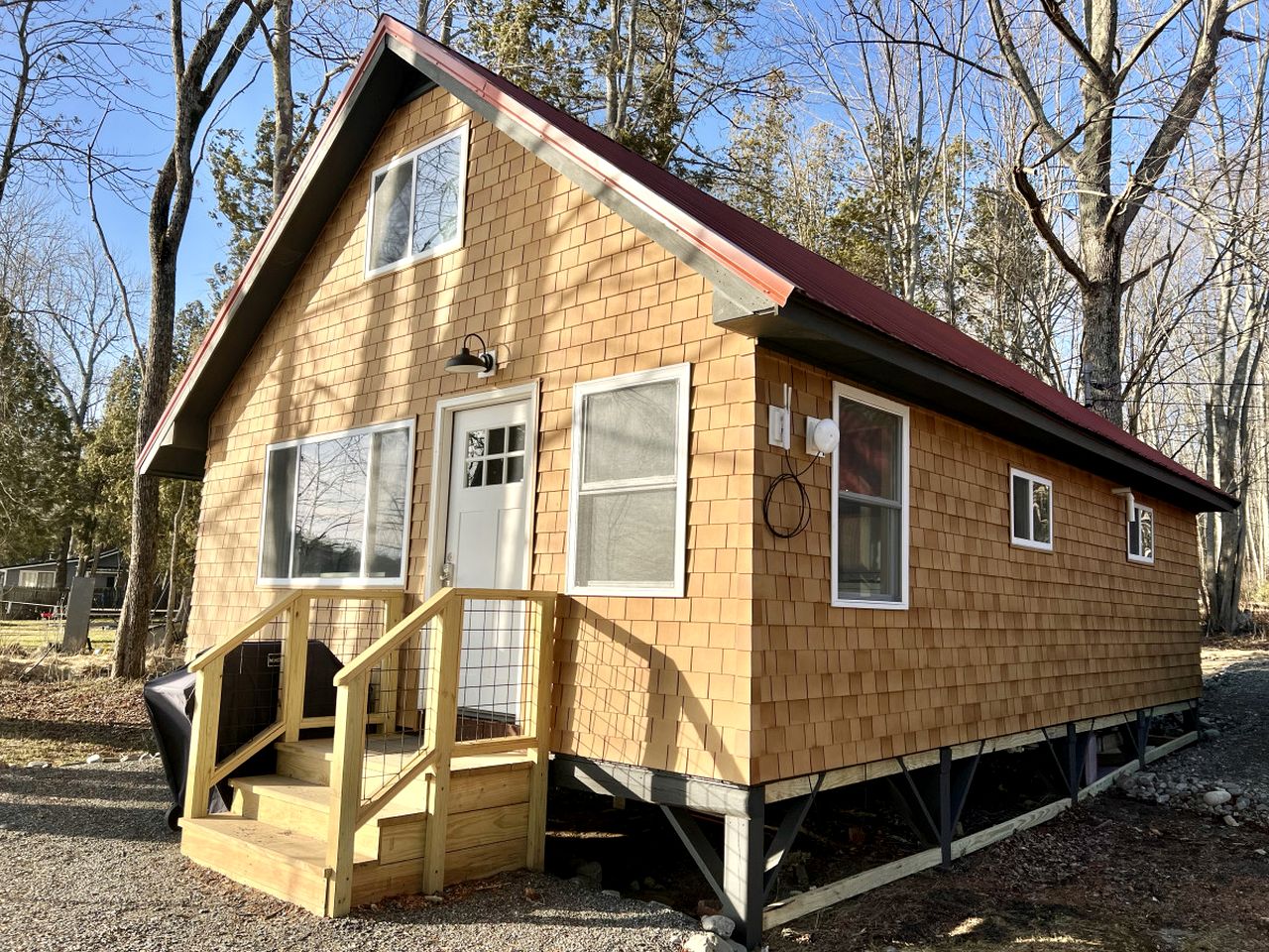 Family-Friendly Lakefront Cabin with Beach Access, Firepit & Kayaks in Burnham, Maine