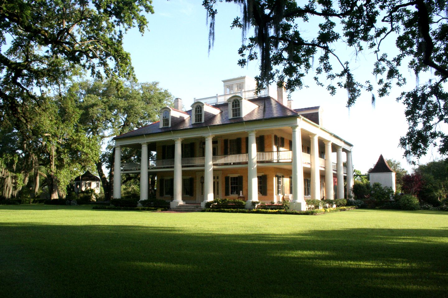 Nature Lodges (Darrow, Louisiana, United States)