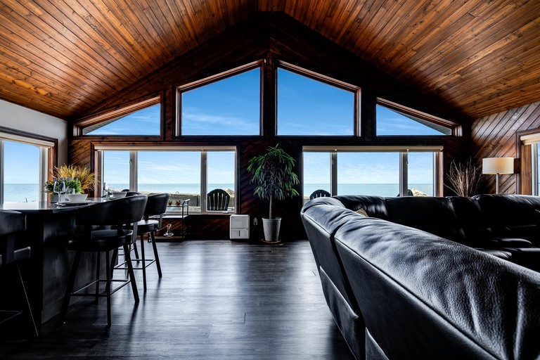 Vacation Rentals (Canada, Leamington, Ontario)