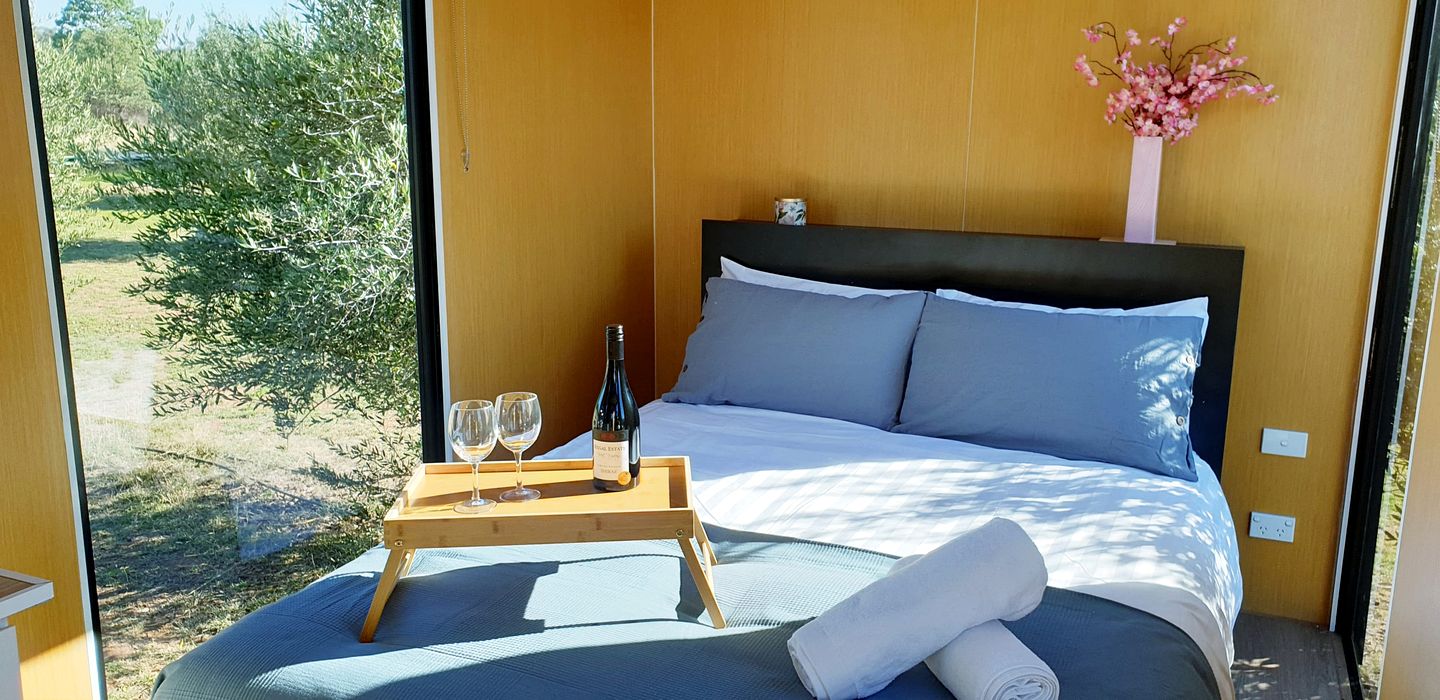 Serene Tiny House with Amazing Countryside Landscapes in New South Wales