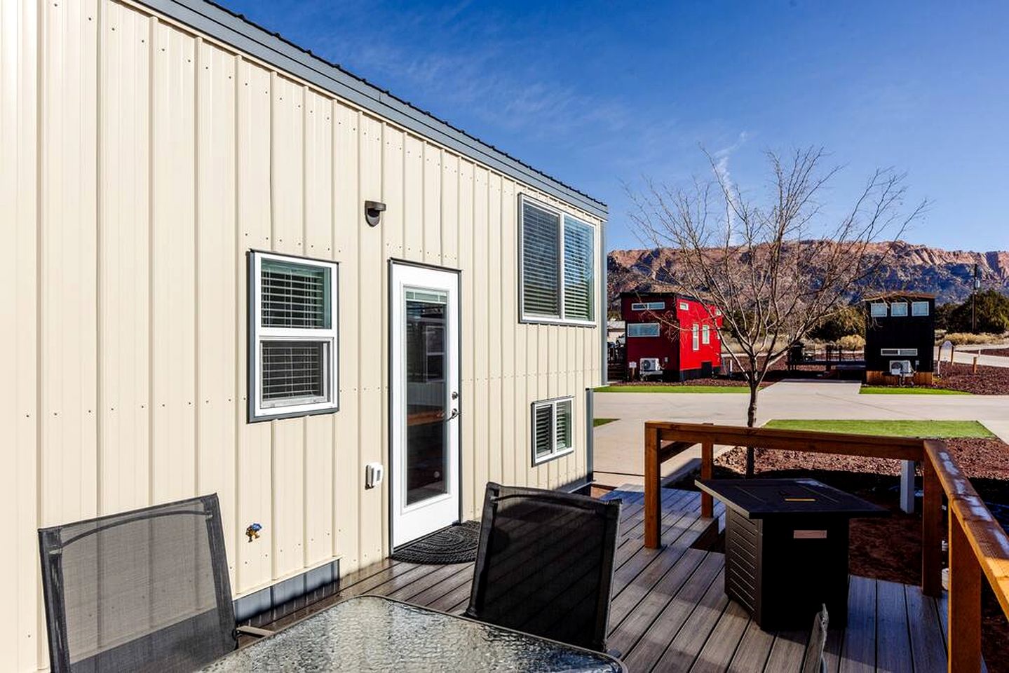 Enchanting Tiny House Perfect for Four in Apple Valley, Utah