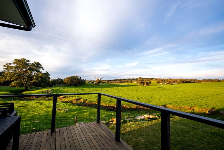 Vacation Rentals (Australia, --, South Australia)