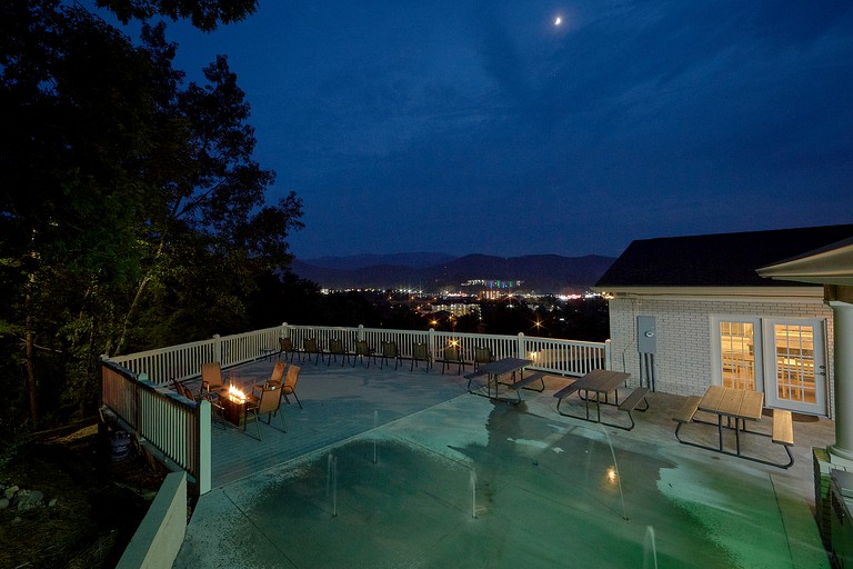 -- (United States, Pigeon Forge, Tennessee)