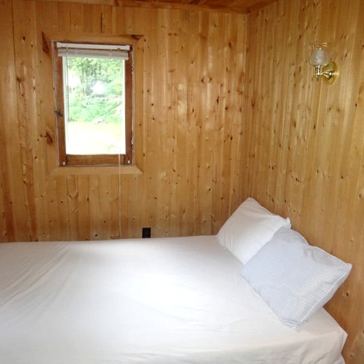 Cabins (Algonquin Park, Ontario, Canada)